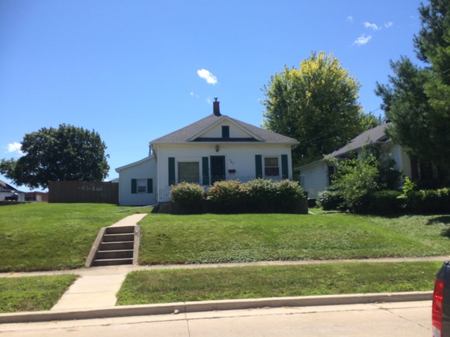 147 E Florence St, Oglesby, IL 61348 photo 11