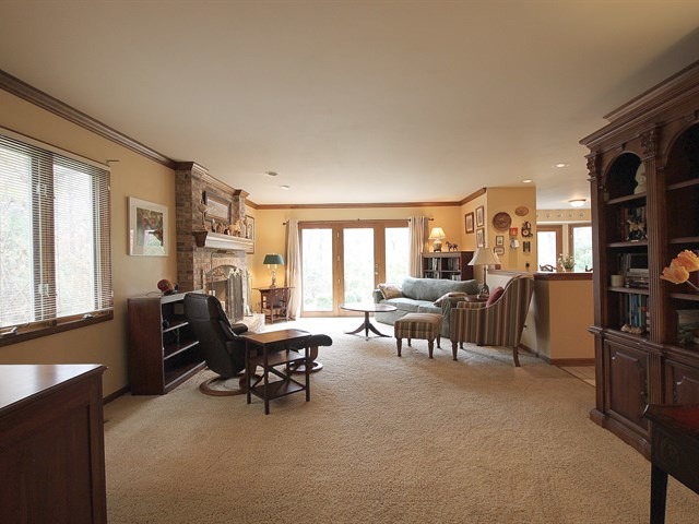 33 W120 Brewster Creek Cir, Wayne, IL 60184 photo 9