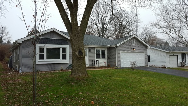 907 Hampton Ct, Mchenry, IL 60050 photo 1