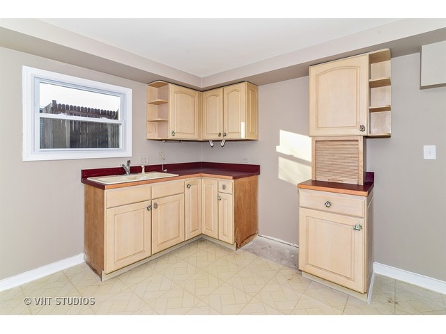 11960 S Kedvale Ave, Alsip, IL 60803 photo 14