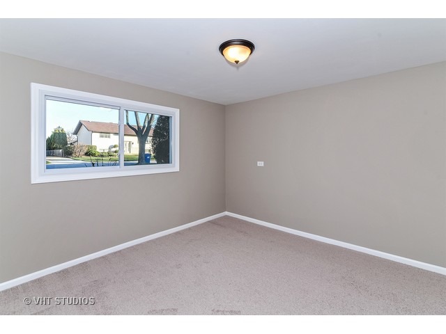 11960 S Kedvale Ave, Alsip, IL 60803 photo 11