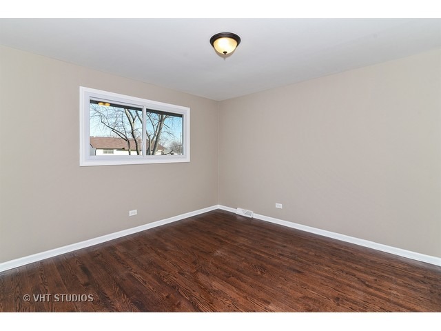 11960 S Kedvale Ave, Alsip, IL 60803 photo 8