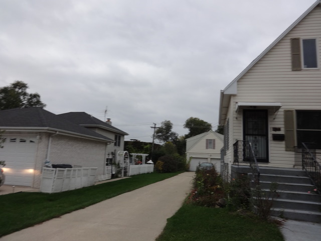 4626 Joliet Ave, Lyons, IL 60534 photo 2