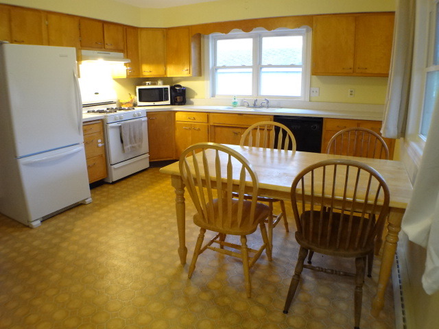 418 Sunset Dr, Marengo, IL 60152 photo 6