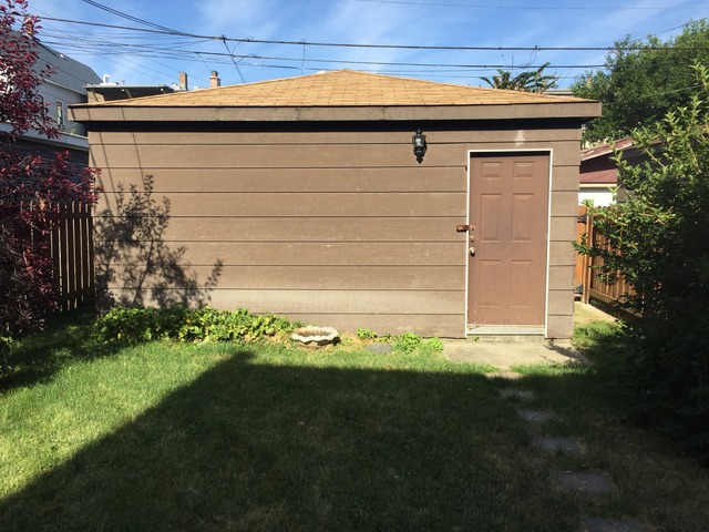 2824 N Troy St, Chicago, IL 60618 photo 4