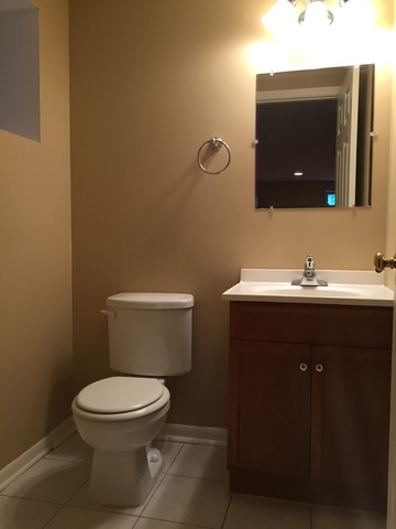 2824 N Troy St, Chicago, IL 60618 photo 15