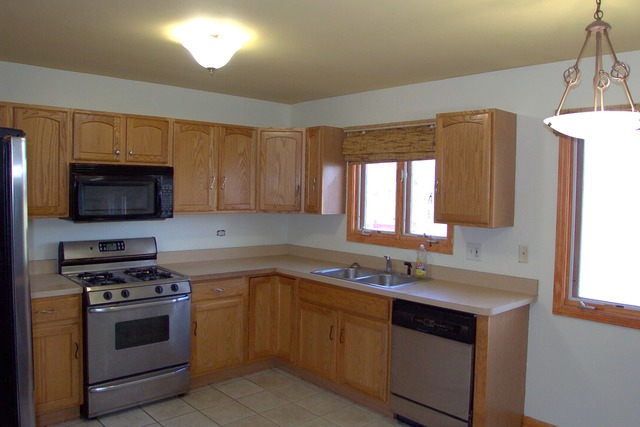 1030 E 90th St, Chicago, IL 60619 photo 19