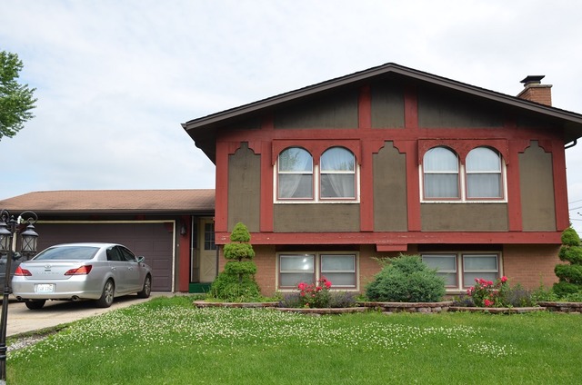 6224 Forestview Dr, Oak Forest, IL 60452 photo 1
