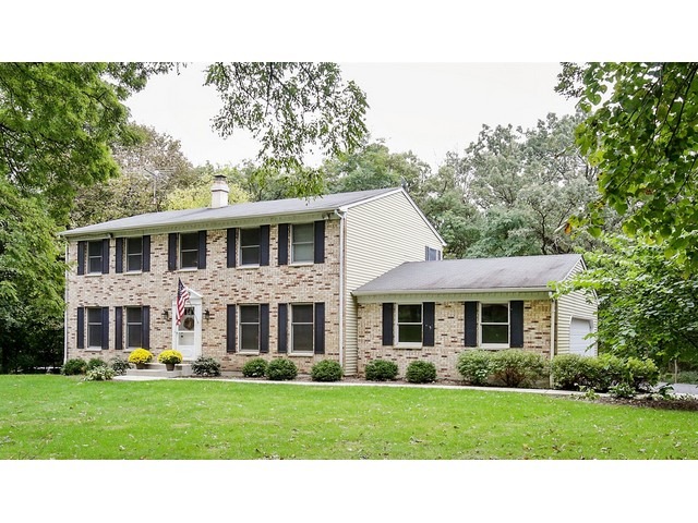 51 Gromer Rd, Elgin, IL 60120 photo 1