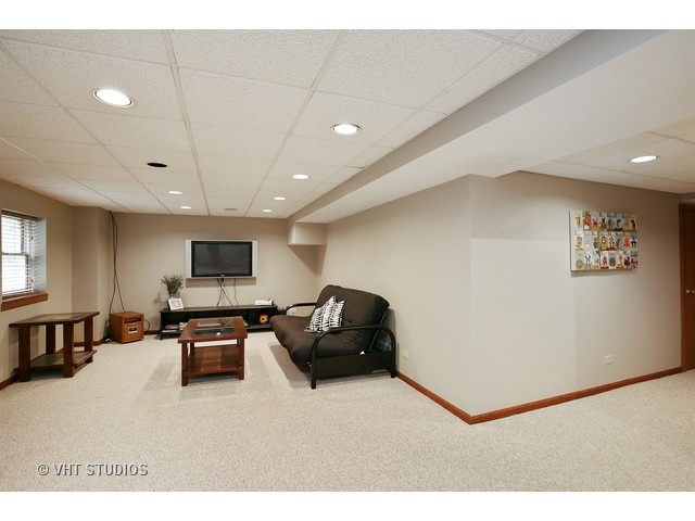 51 Gromer Rd, Elgin, IL 60120 photo 13