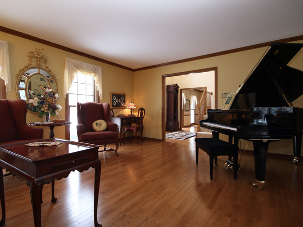 1483 Lantern Cir, Naperville, IL 60540 photo 3