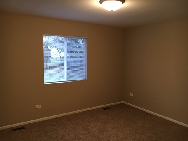12178 W Yorkhouse Rd, Waukegan, IL 60087 photo 6