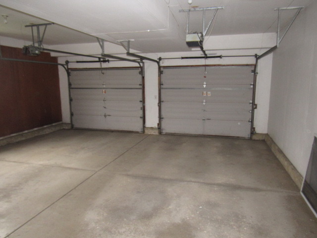320 Forest Ave, Roselle, IL 60172 photo 25