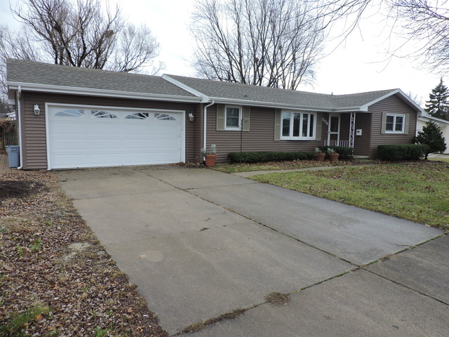 804 Edwin Dr, Bourbonnais, IL 60914 photo 1