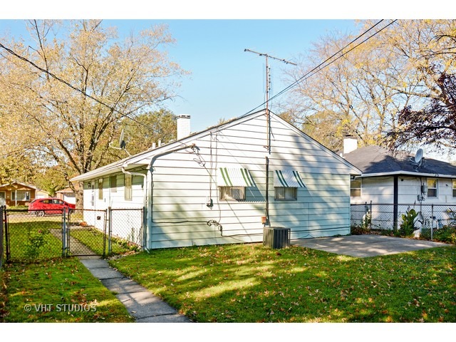 15305 Dorchester Ave, Dolton, IL 60419 photo 9