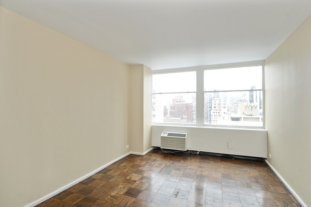30 Elm St #20D, Chicago, IL 60611 photo 7