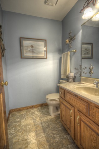 651 Canyon Ln, Elgin, IL 60123 photo 8