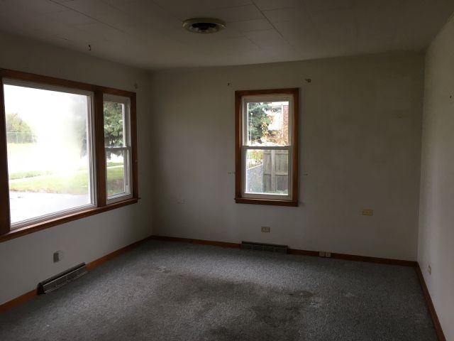 6901 S Roberts Rd, Bridgeview, IL 60455 photo 3