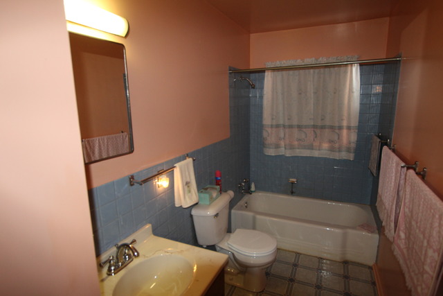 408 E Park St, Plano, IL 60545 photo 11
