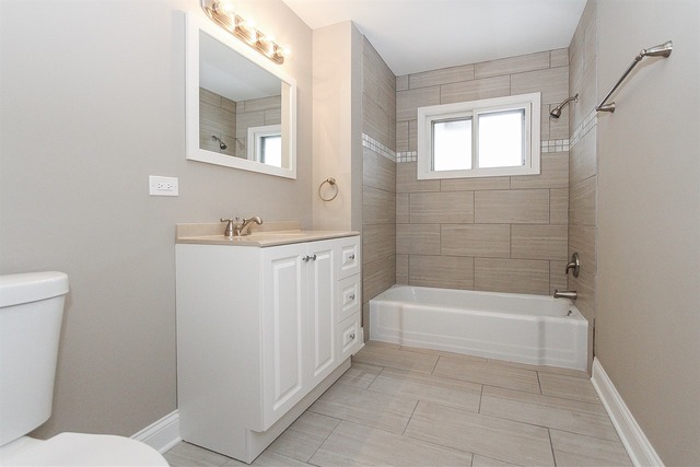 1017 Marshall Dr, Des Plaines, IL 60016 photo 17