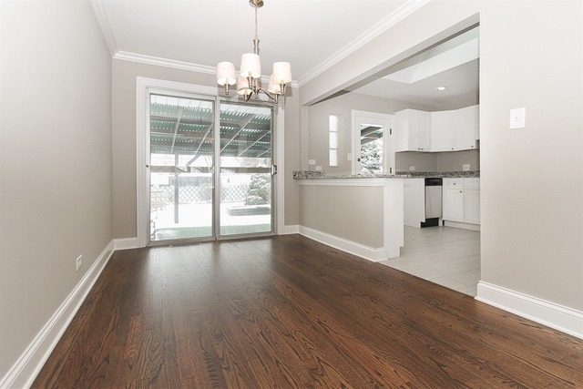 1017 Marshall Dr, Des Plaines, IL 60016 photo 6