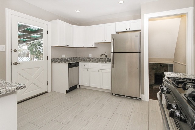 1017 Marshall Dr, Des Plaines, IL 60016 photo 7