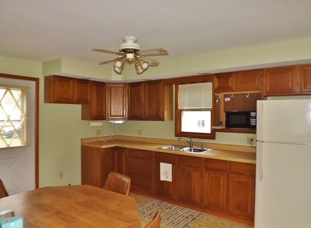 730 E North St, Morris, IL 60450 photo 13