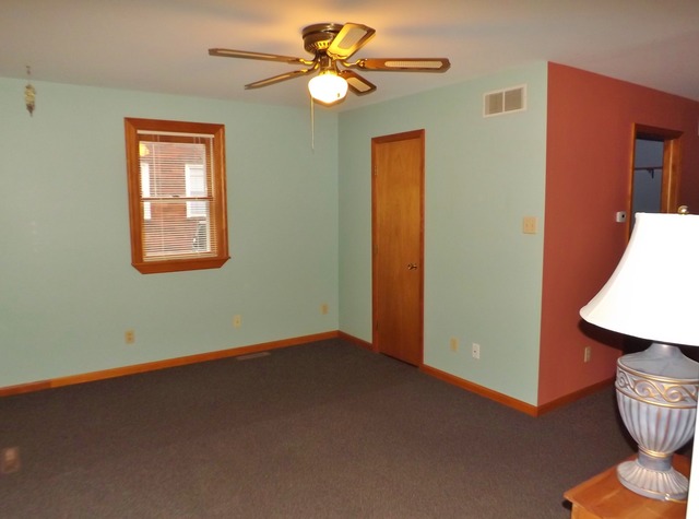 730 E North St, Morris, IL 60450 photo 10