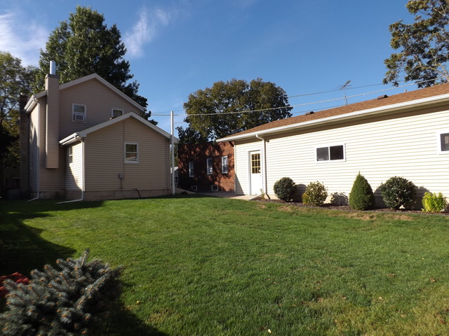 730 E North St, Morris, IL 60450 photo 5