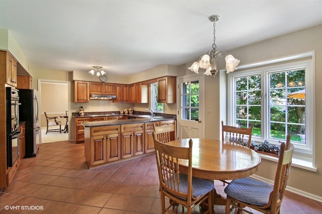 701 Spruce St, Glenview, IL 60025 photo 5