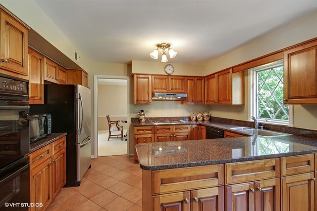 701 Spruce St, Glenview, IL 60025 photo 4