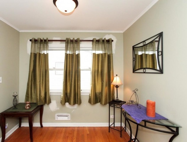 36 S Warrington Rd, Des Plaines, IL 60016 photo 7