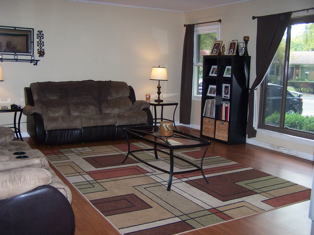 1258 Sarasota Dr, Wheeling, IL 60090 photo 2
