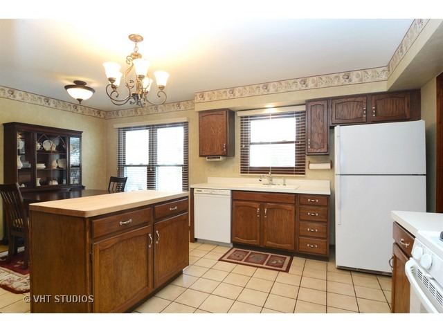 5504 Arrowwood Ln, Rolling Meadows, IL 60008 photo 10