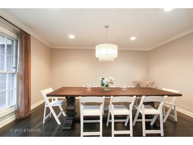934 Sutton Dr, Northbrook, IL 60062 photo 7