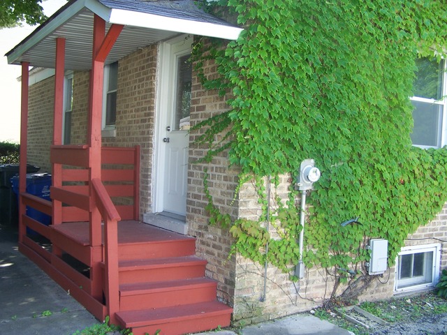 319 S Wolf Rd, Des Plaines, IL 60016 photo 24