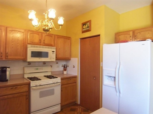 1609 Logan Ridge Dr, Plainfield, IL 60586 photo 6
