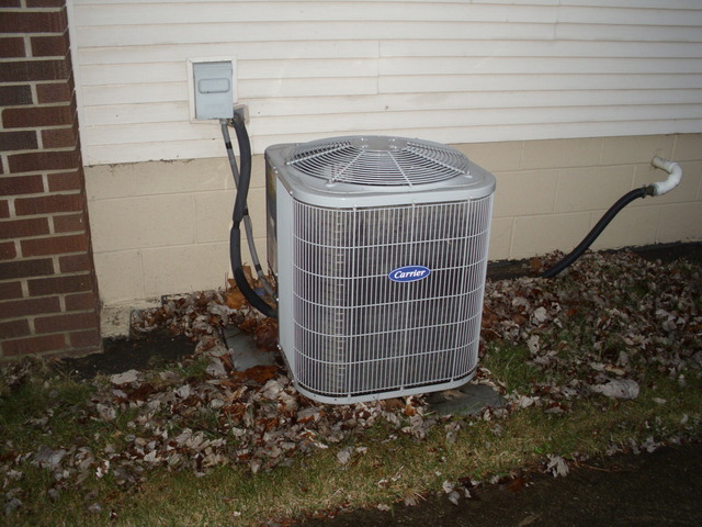17026 Henry St, Lansing, IL 60438 photo 4