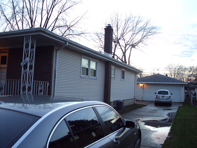 17026 Henry St, Lansing, IL 60438 photo 3