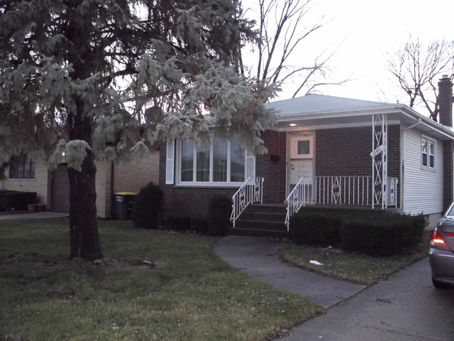 17026 Henry St, Lansing, IL 60438 photo 2