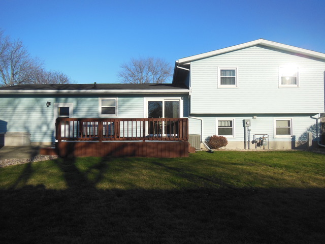2418 Becker Dr, Peru, IL 61354 photo 19