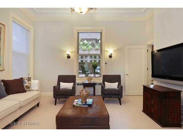 33 E Bellevue Pl #2E, Chicago, IL 60611 photo 12