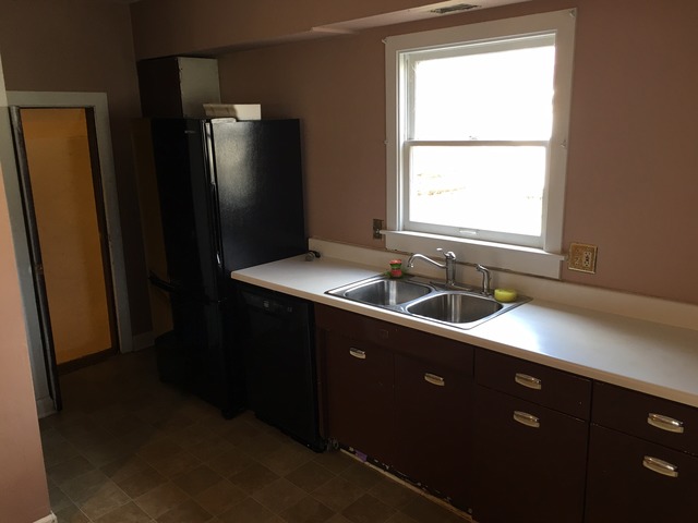 642 Sherman Ave, Elgin, IL 60120 photo 10