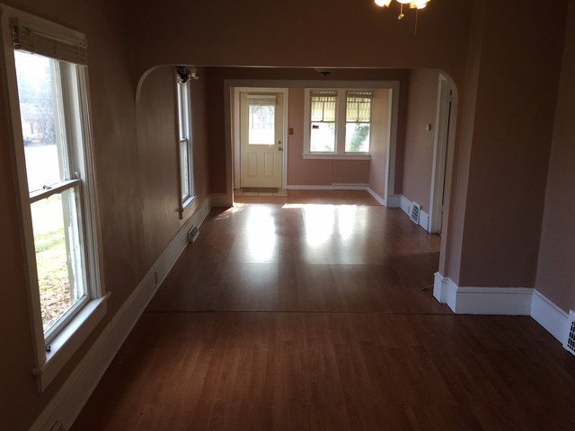 642 Sherman Ave, Elgin, IL 60120 photo 8