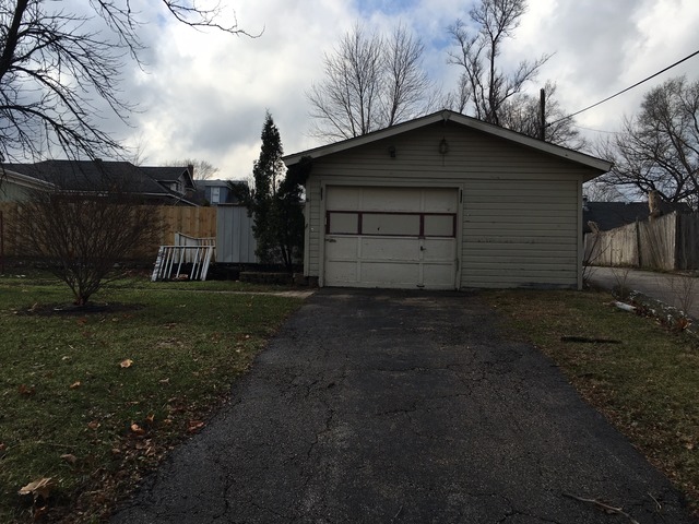 642 Sherman Ave, Elgin, IL 60120 photo 21