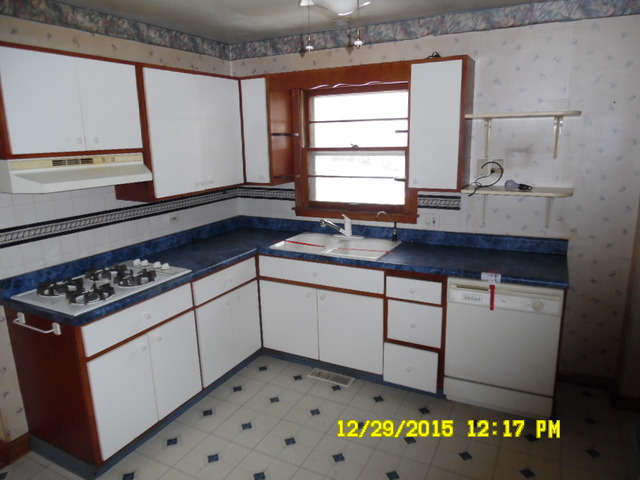 1930 Richton Rd, Steger, IL 60475 photo 2