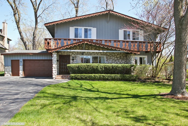 603 Hillside Rd, Glenview, IL 60025 photo 1