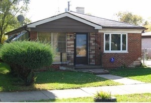 641 E 155th St, Harvey, IL 60426 photo 1