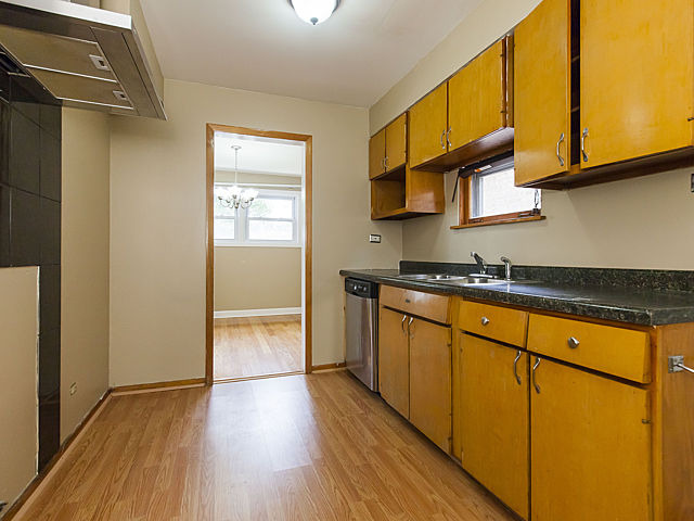 4600 First Ave, Lyons, IL 60534 photo 7