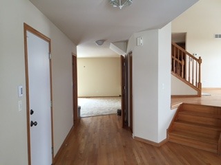 5319 Christopher Dr, Oak Forest, IL 60452 photo 3